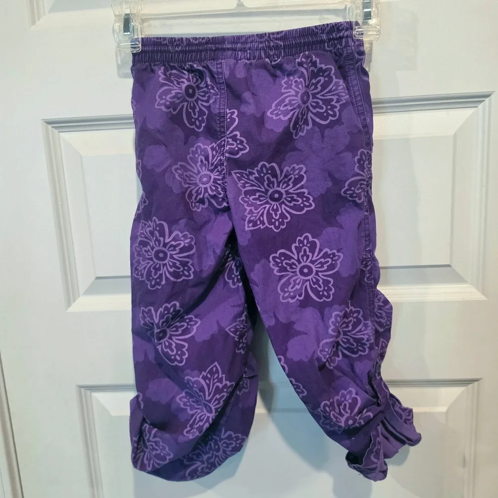 OshKosh Girls Purple Hawaiian Floral Print Convertible Capri Pants Size 5 Y2K